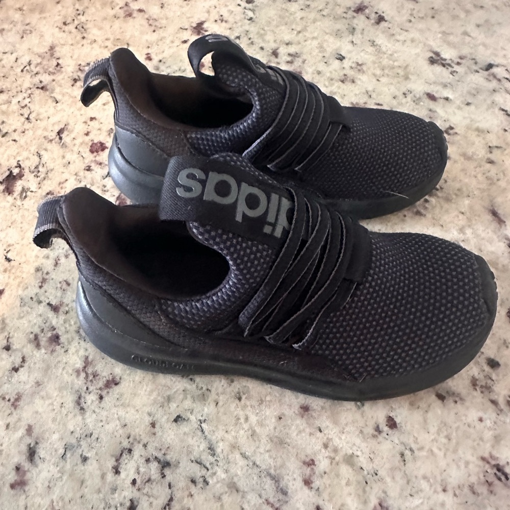 adidas Unisex-Child Lite Racer Adapt 7.0 Sneaker